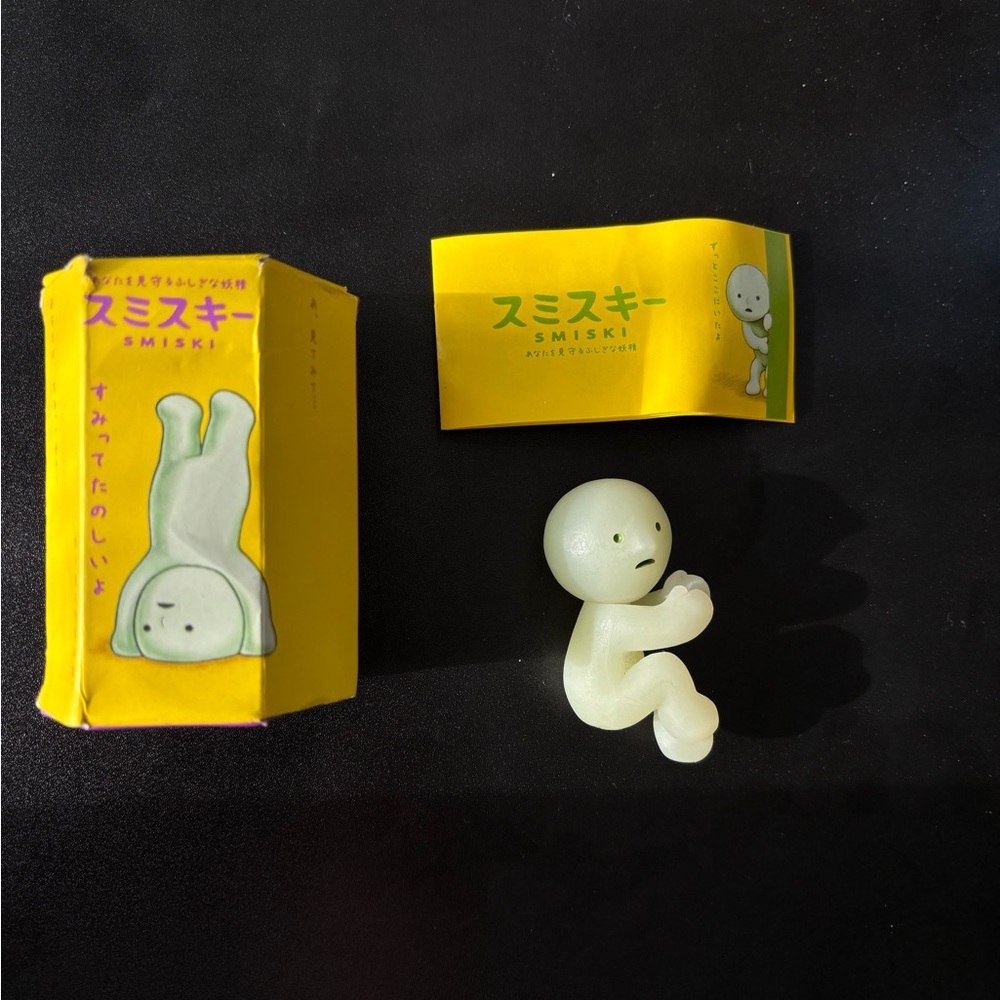 [NEW] Smiski Series 3 Climbing Figurine